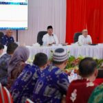 Percepat Sertipikasi Tanah Wakaf, Menteri ATR/Kepala BPN Serahkan 33 Sertipikat untuk Rumah Ibadah di Sulawesi Tengah